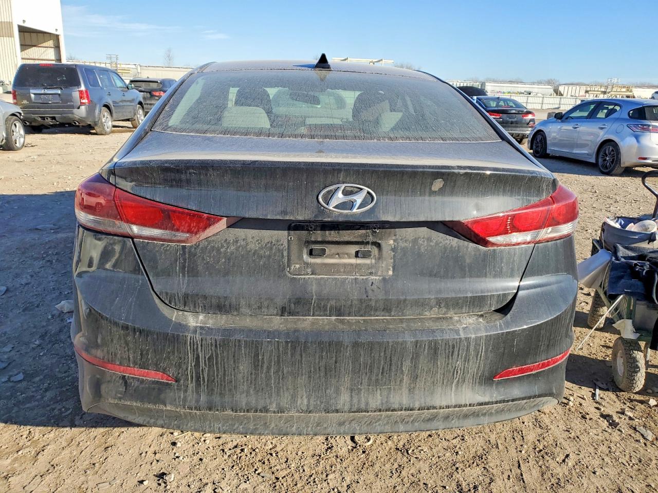2017 HYUNDAI ELANTRA SE photo 6