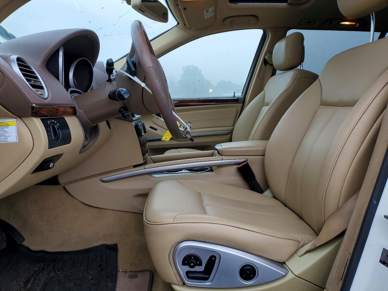 2010 MERCEDES-BENZ GL 350 BLUETEC photo 7