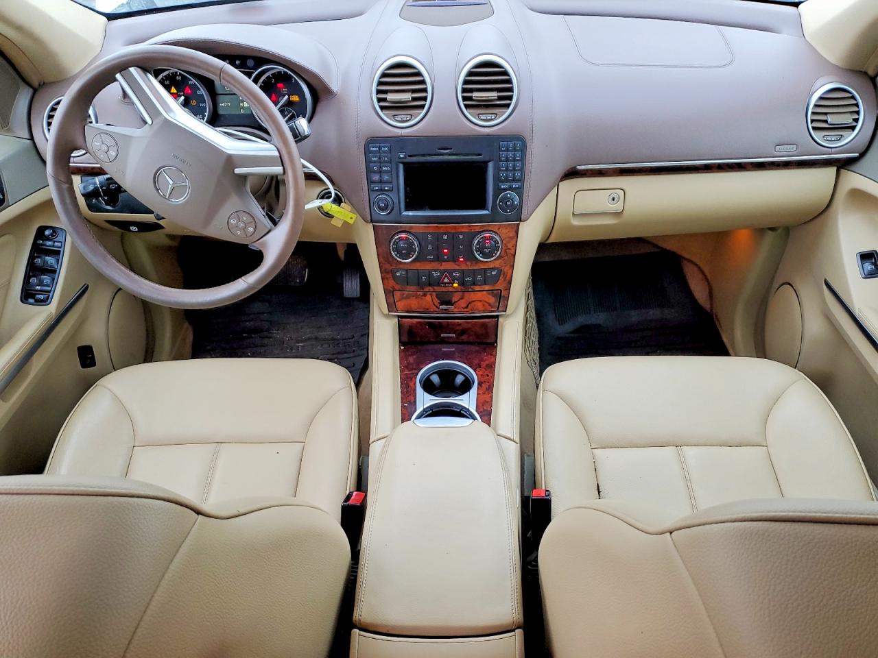 2010 MERCEDES-BENZ GL 350 BLUETEC photo 8