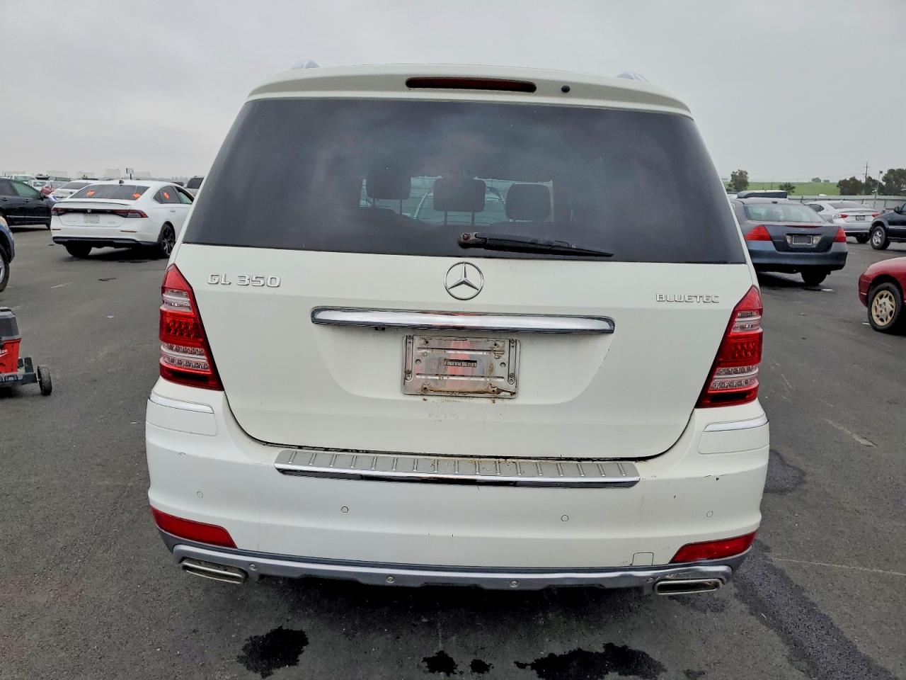 2010 MERCEDES-BENZ GL 350 BLUETEC photo 6