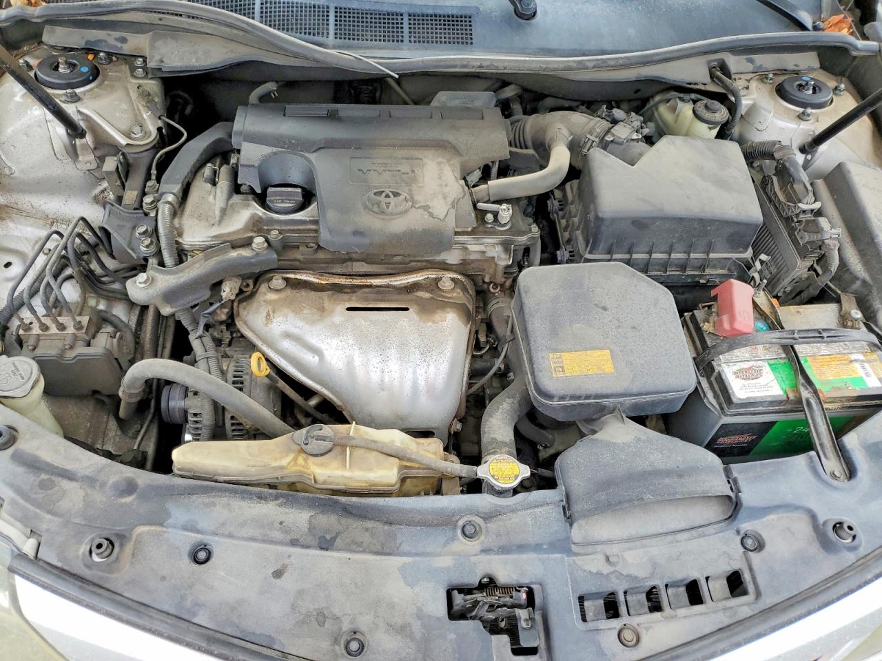 2014 TOYOTA CAMRY L photo 11