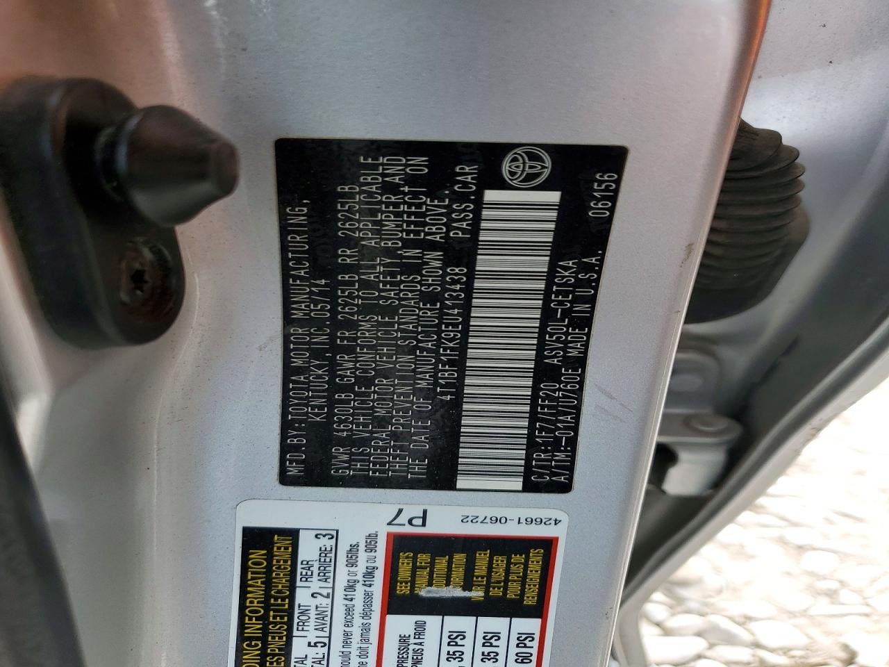 2014 TOYOTA CAMRY L photo 12