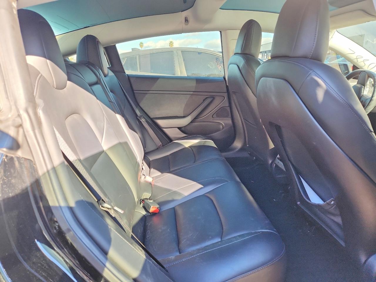 2019 TESLA MODEL 3 photo 10