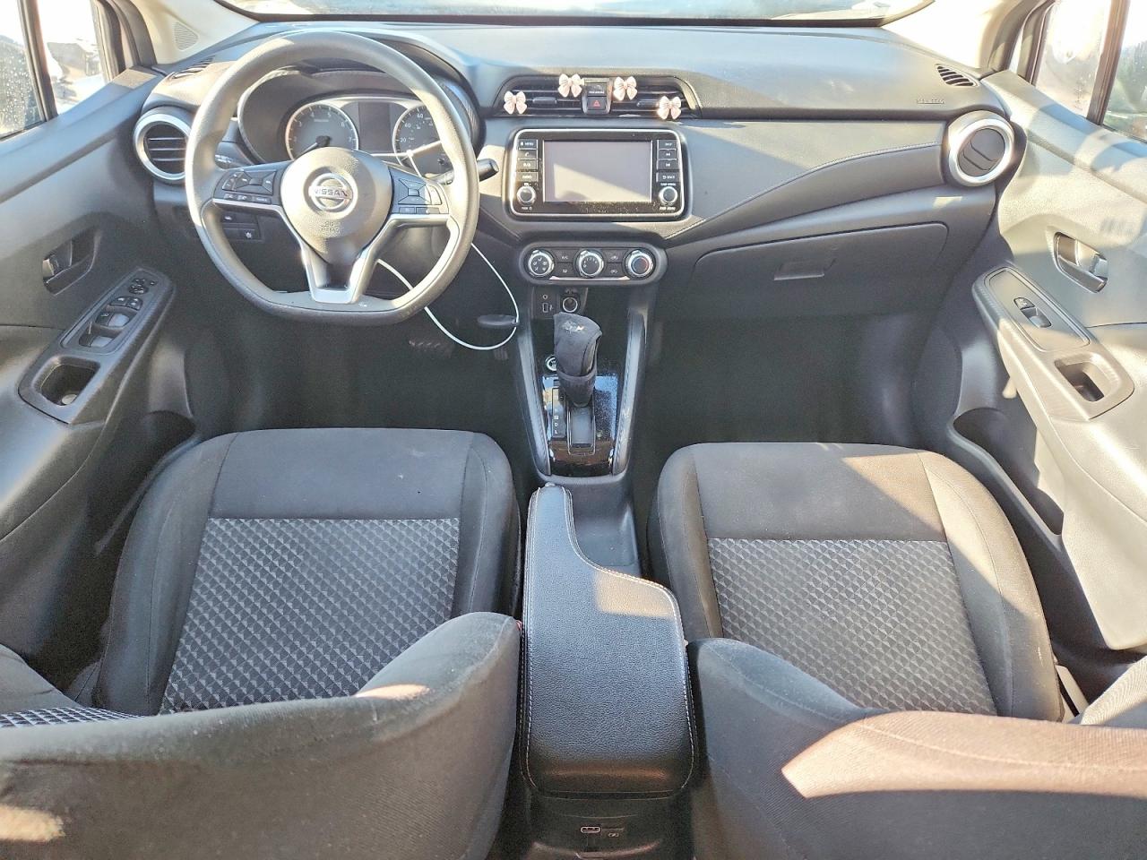 2021 NISSAN VERSA S photo 15