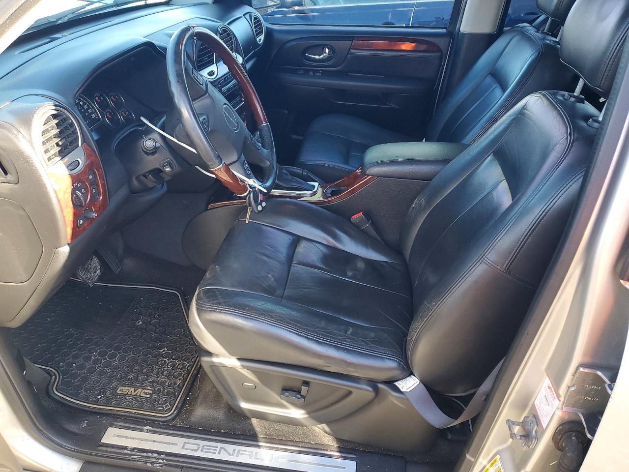 2006 GMC ENVOY DENALI photo 13