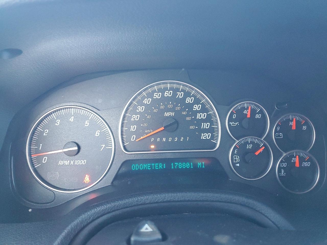 2006 GMC ENVOY DENALI photo 17