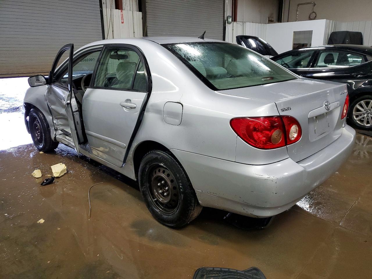 2008 TOYOTA COROLLA CE photo 2
