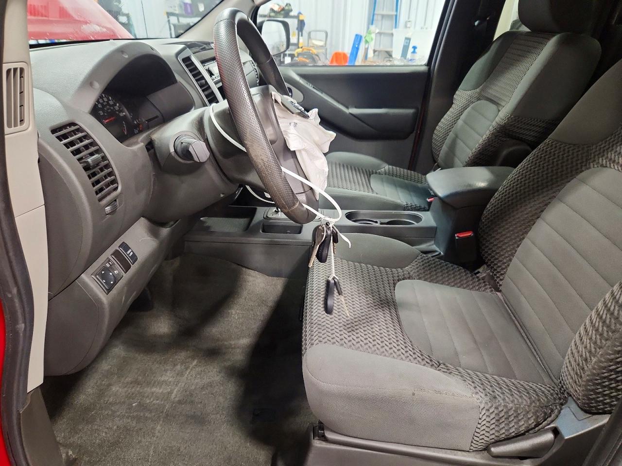2009 NISSAN FRONTIER KING CAB SE photo 13