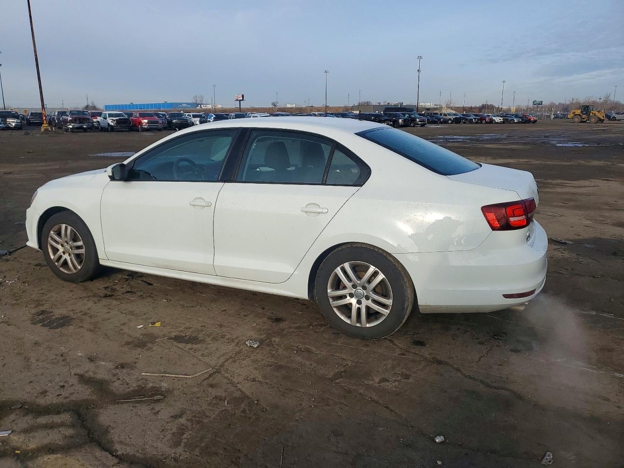 2018 VOLKSWAGEN JETTA S photo 3