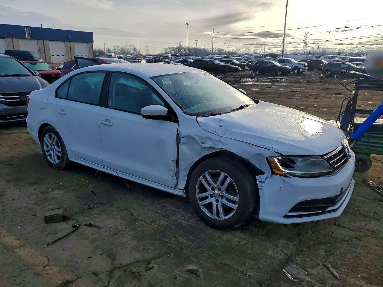 2018 VOLKSWAGEN JETTA S photo 7