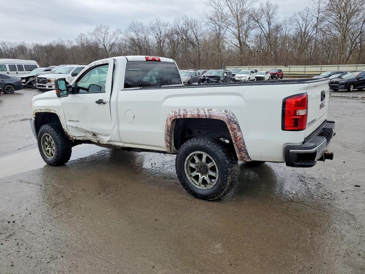 2015 GMC SIERRA K2500 HEAVY DUTY photo 2