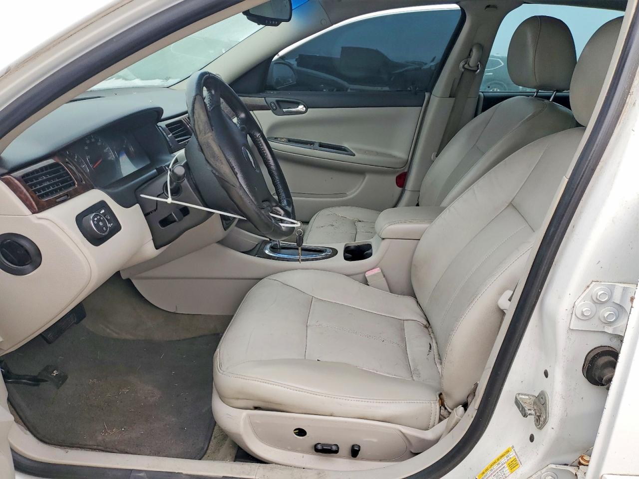2013 CHEVROLET IMPALA LTZ photo 19
