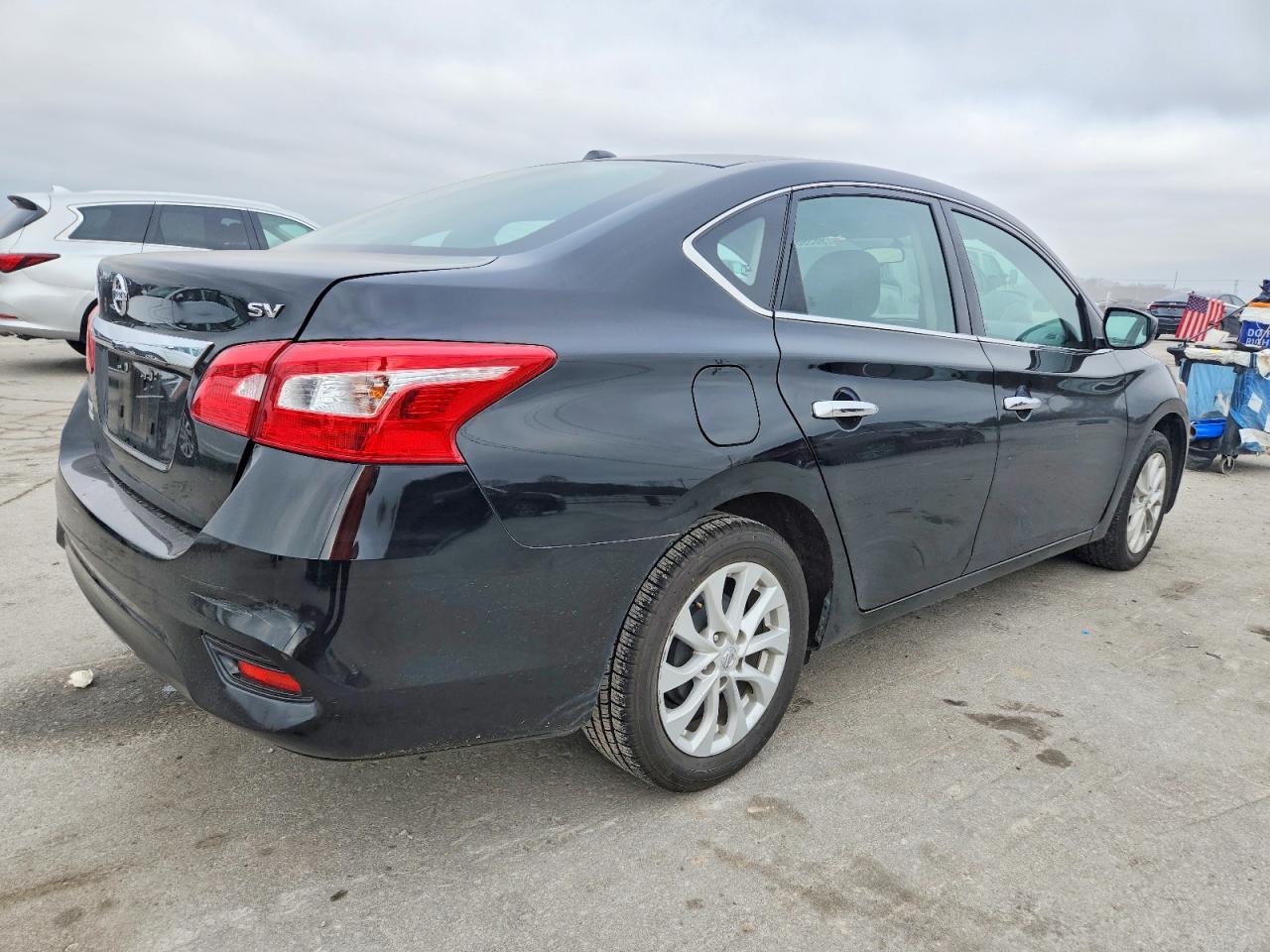 2018 NISSAN SENTRA S photo 3