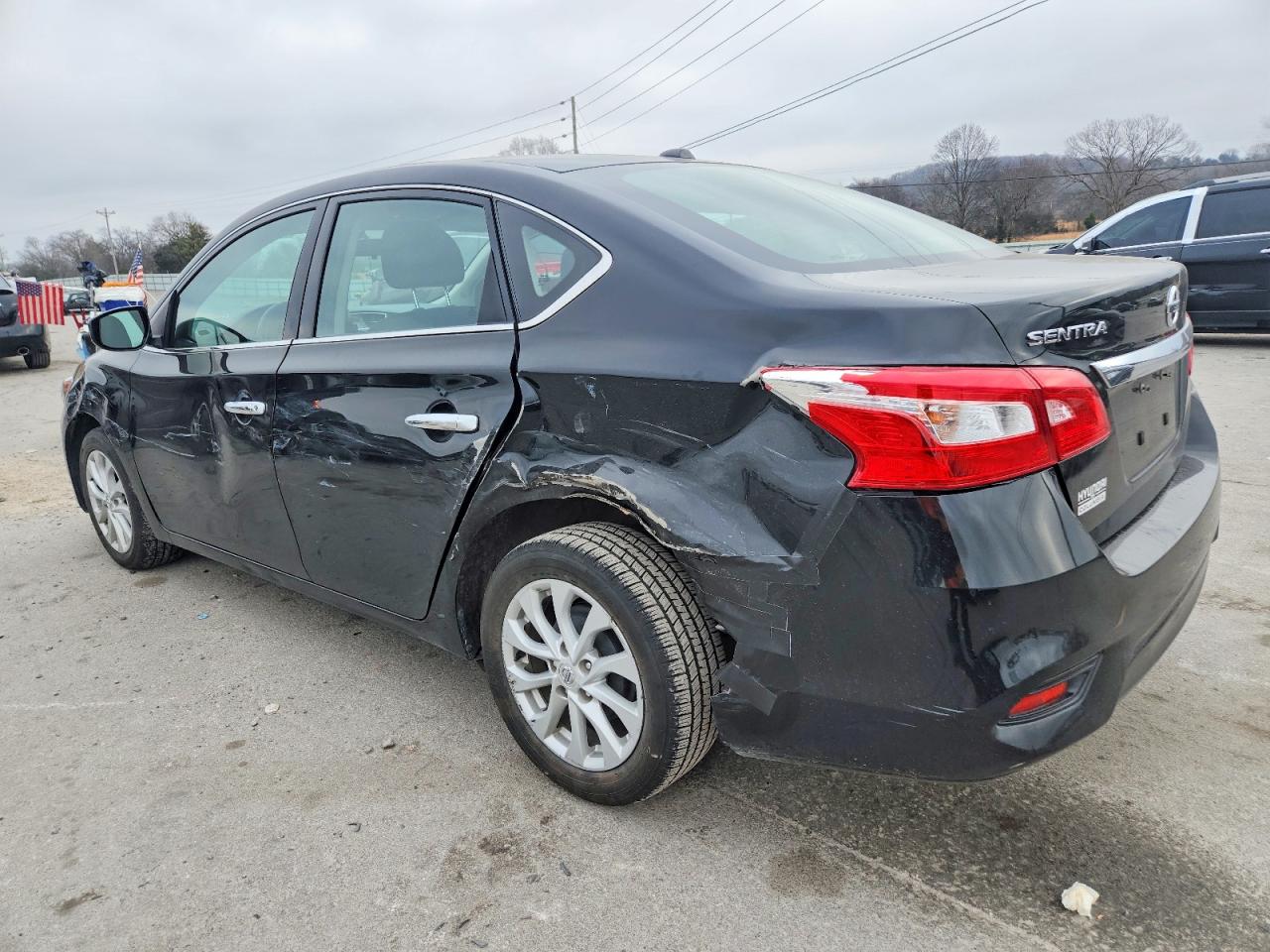 2018 NISSAN SENTRA S photo 2