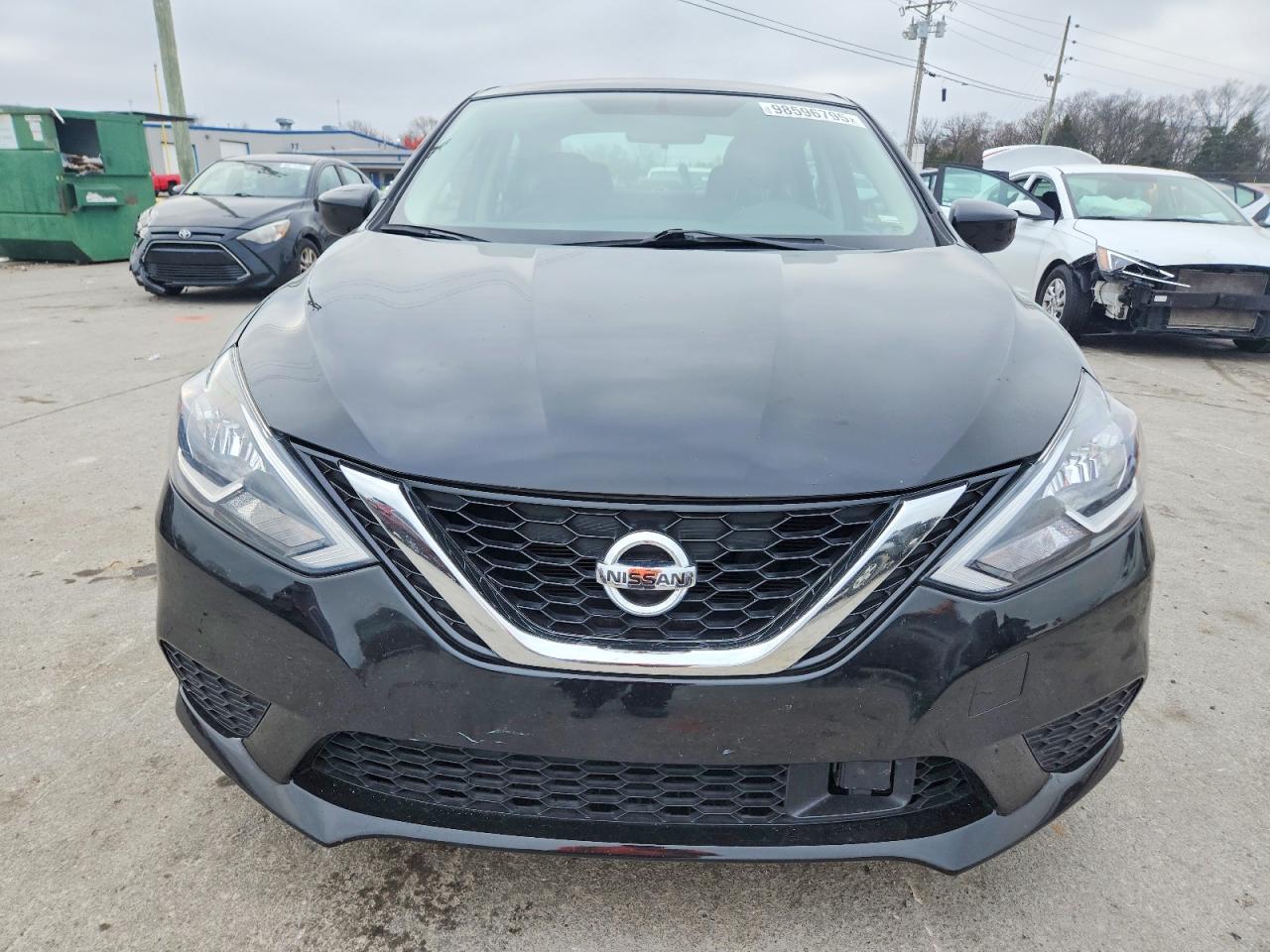 2018 NISSAN SENTRA S photo 5