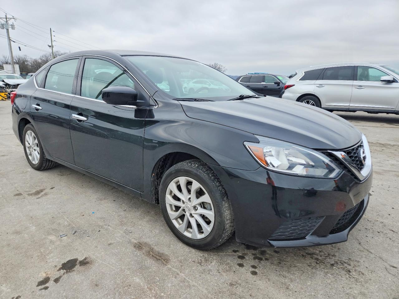2018 NISSAN SENTRA S photo 4