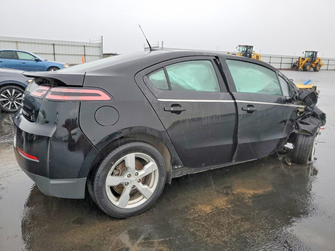 2013 CHEVROLET VOLT photo 3