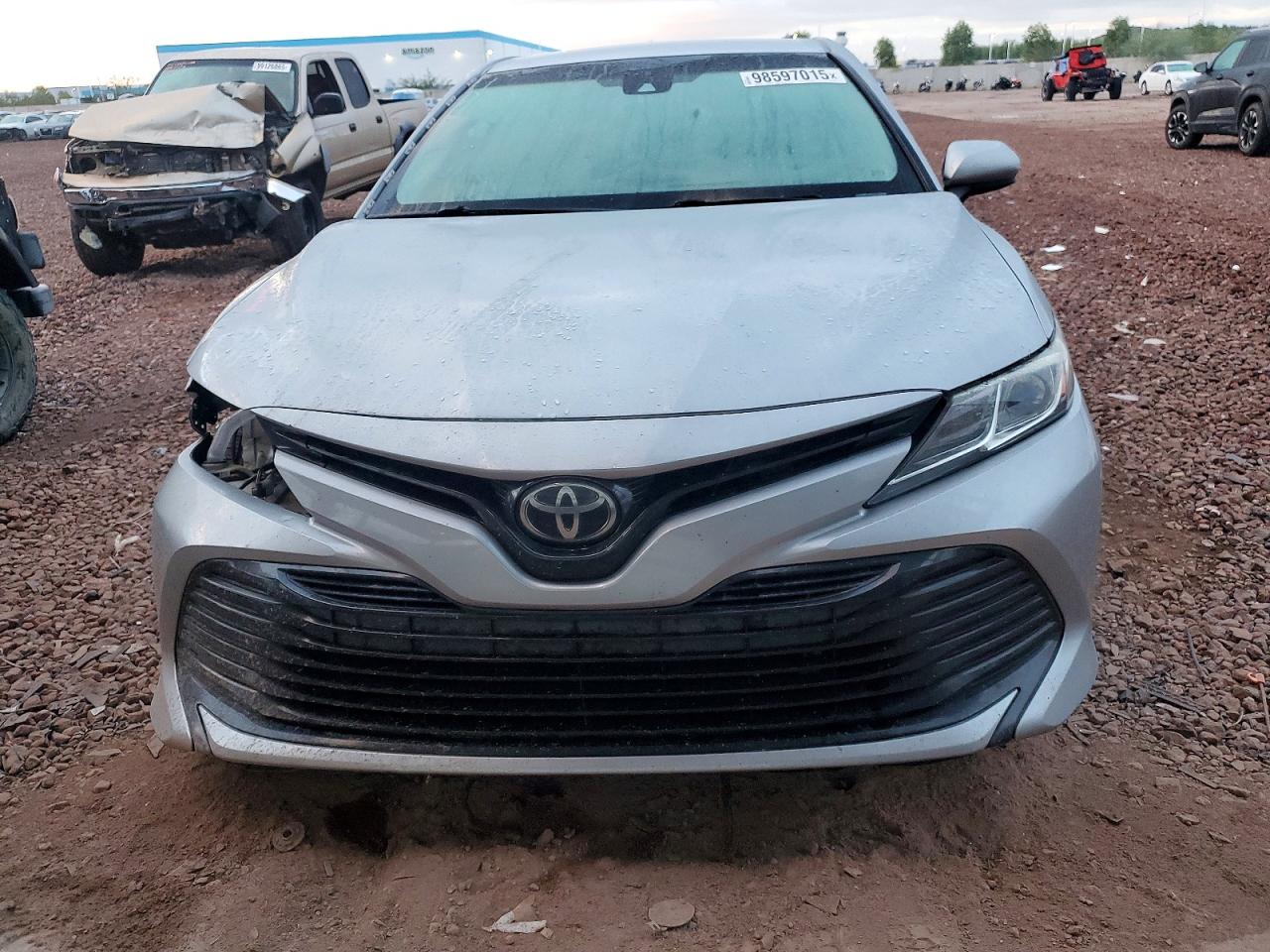 2020 TOYOTA CAMRY LE photo 5