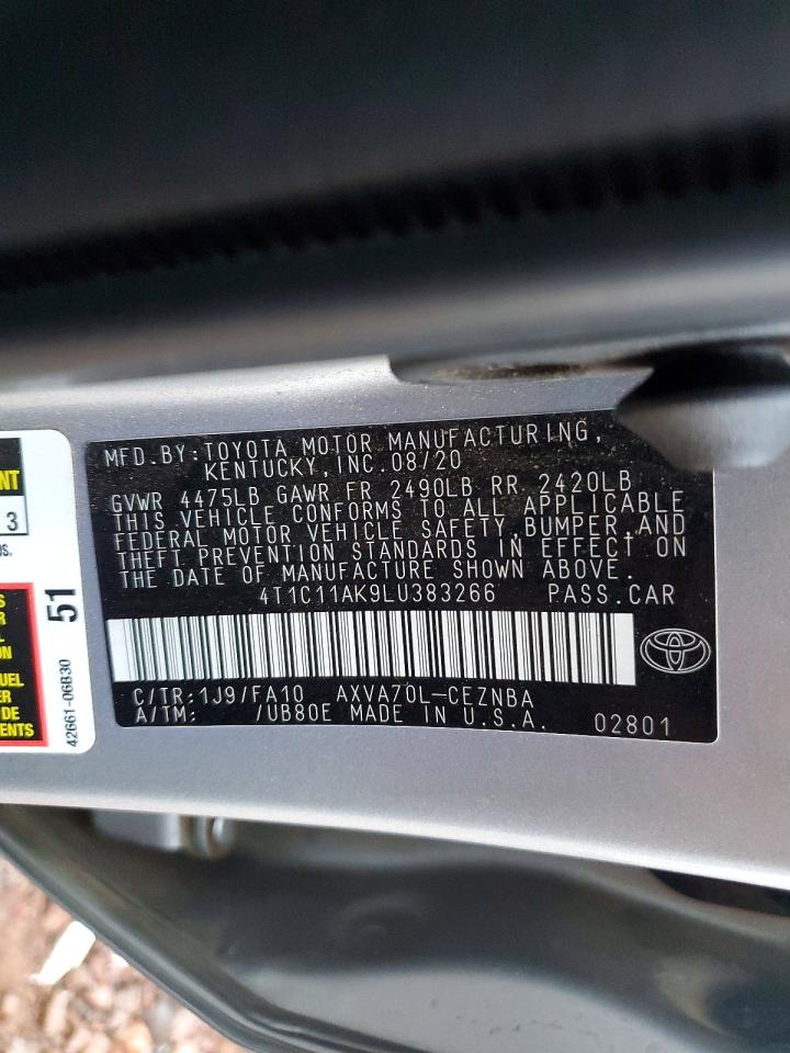 2020 TOYOTA CAMRY LE photo 13