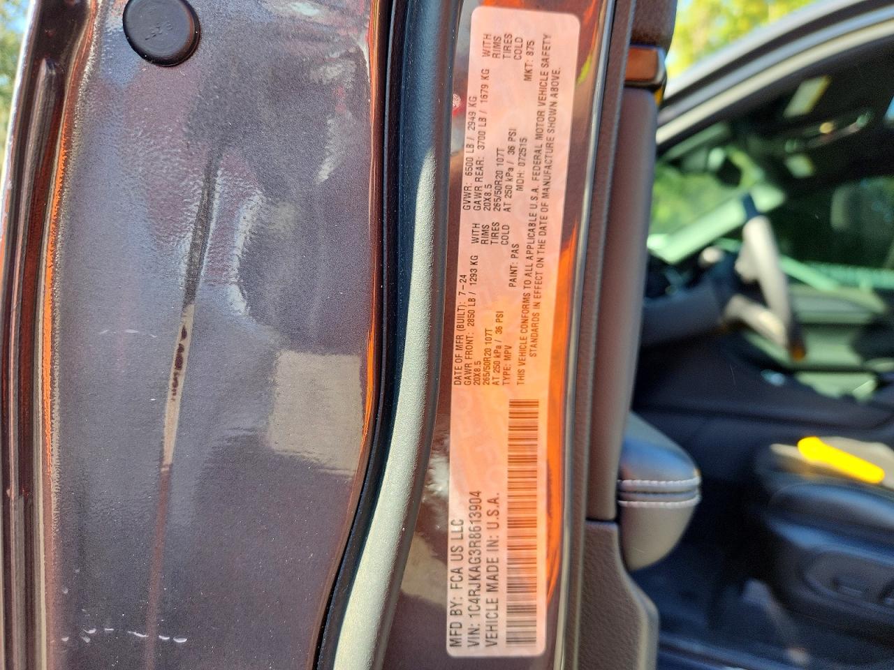 2024 JEEP GRAND CHEROKEE L LAREDO photo 13