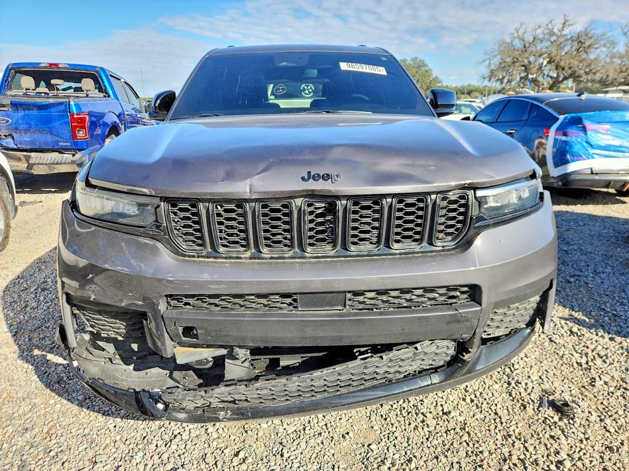 2024 JEEP GRAND CHEROKEE L LAREDO photo 5