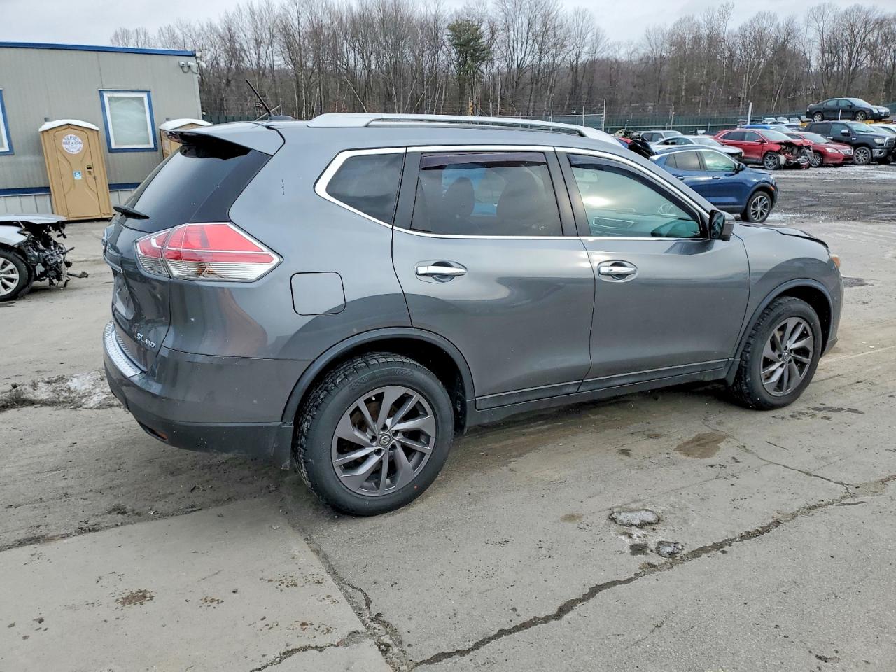 2016 NISSAN ROGUE S photo 3