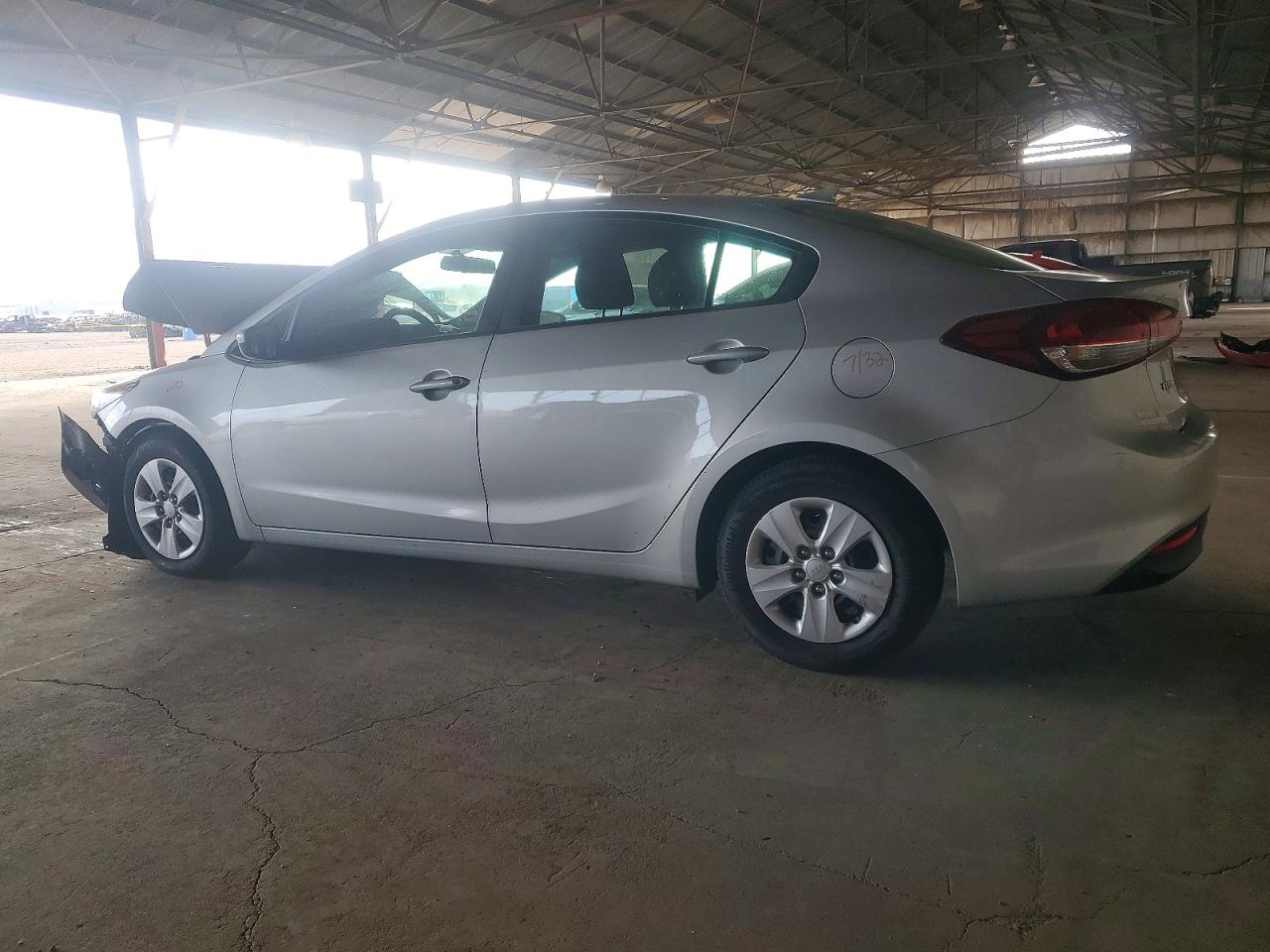 2018 KIA FORTE LX photo 2