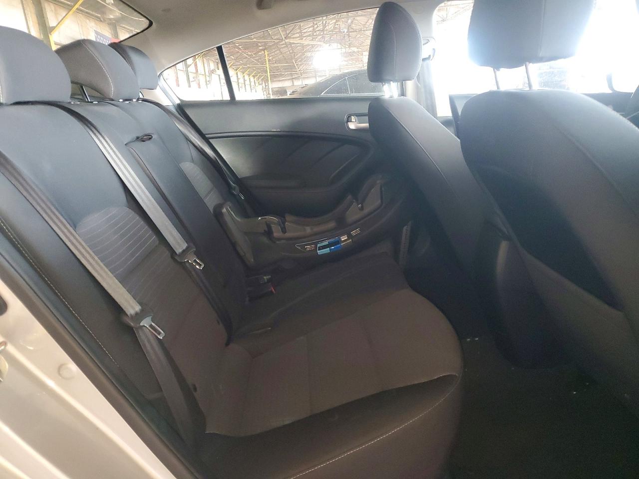 2018 KIA FORTE LX photo 10