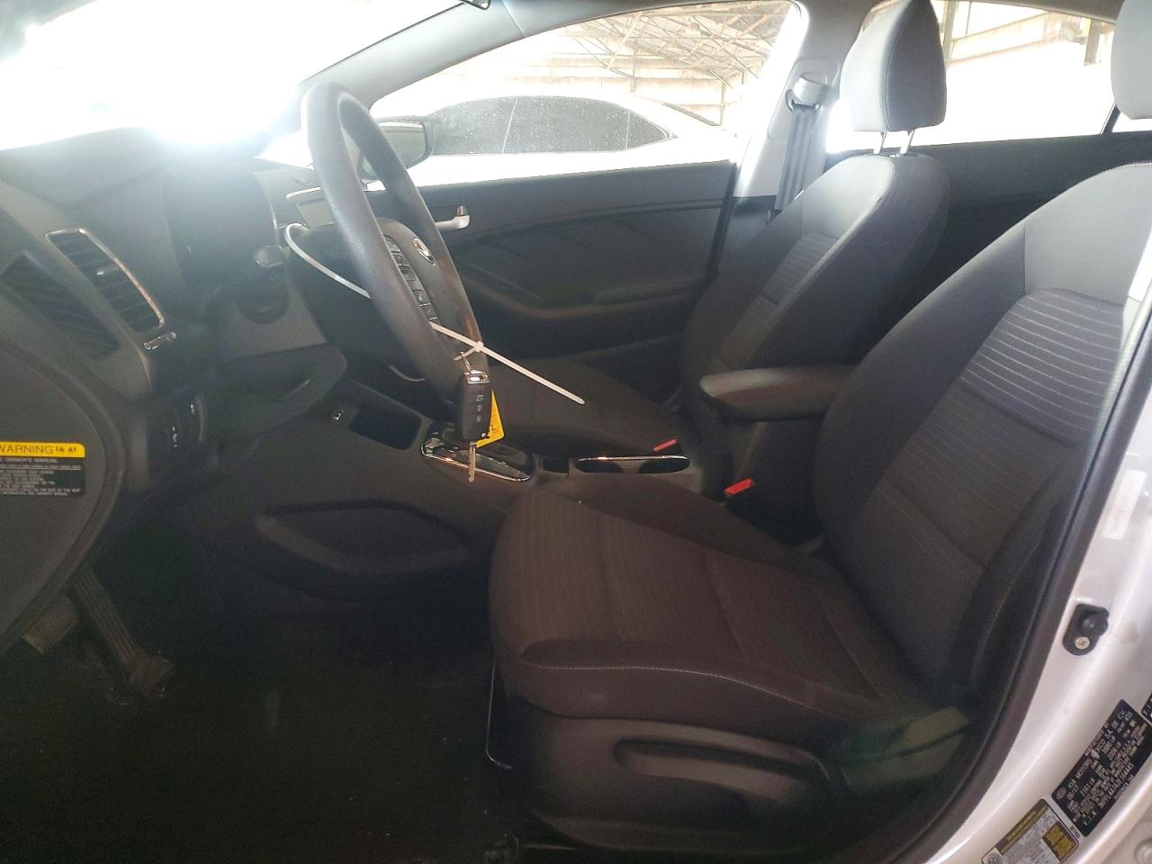 2018 KIA FORTE LX photo 7