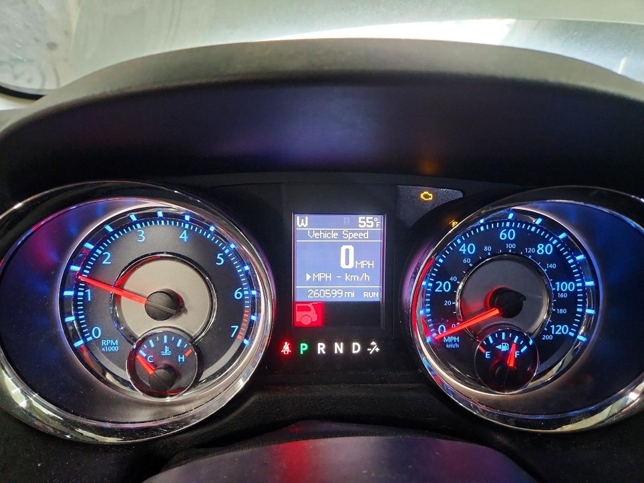 2013 CHRYSLER TOWN & COUNTRY TOURING L photo 9