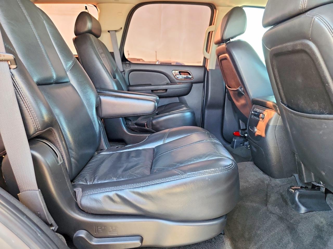 2007 CHEVROLET TAHOE C1500 photo 11