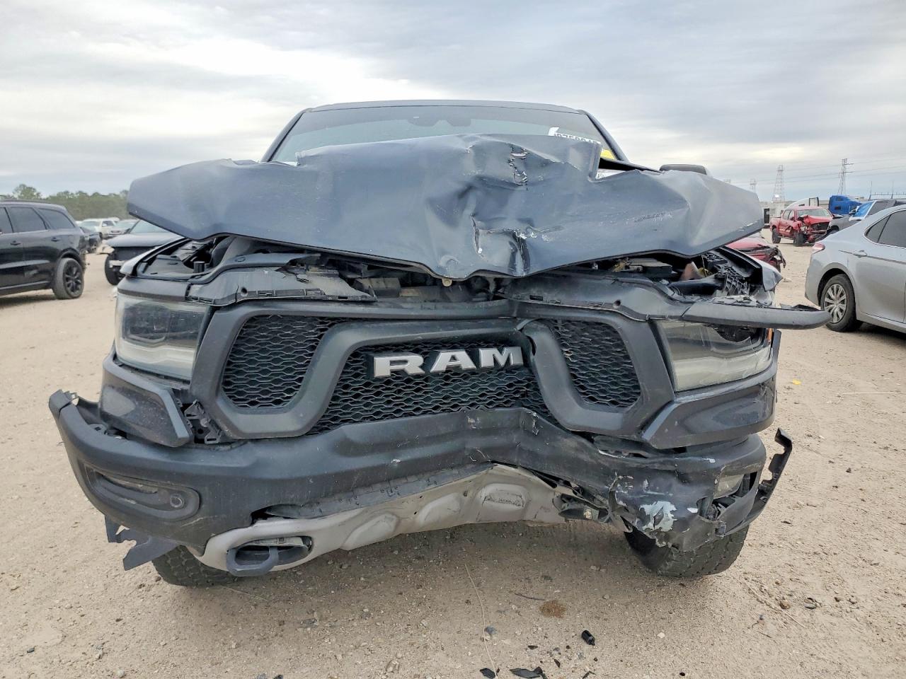 2021 RAM 1500 REBEL photo 5
