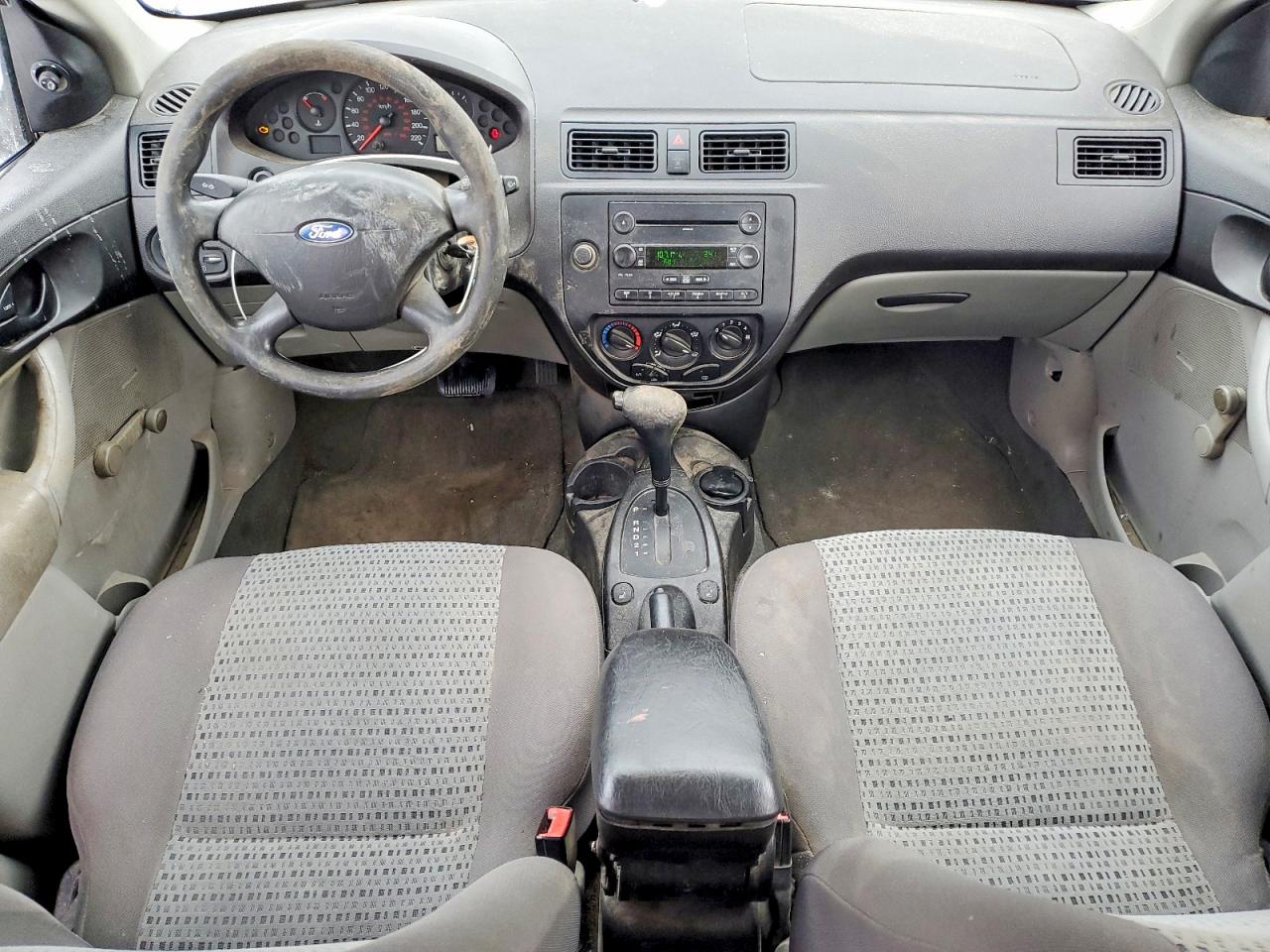 2007 FORD FOCUS ZX4 photo 8