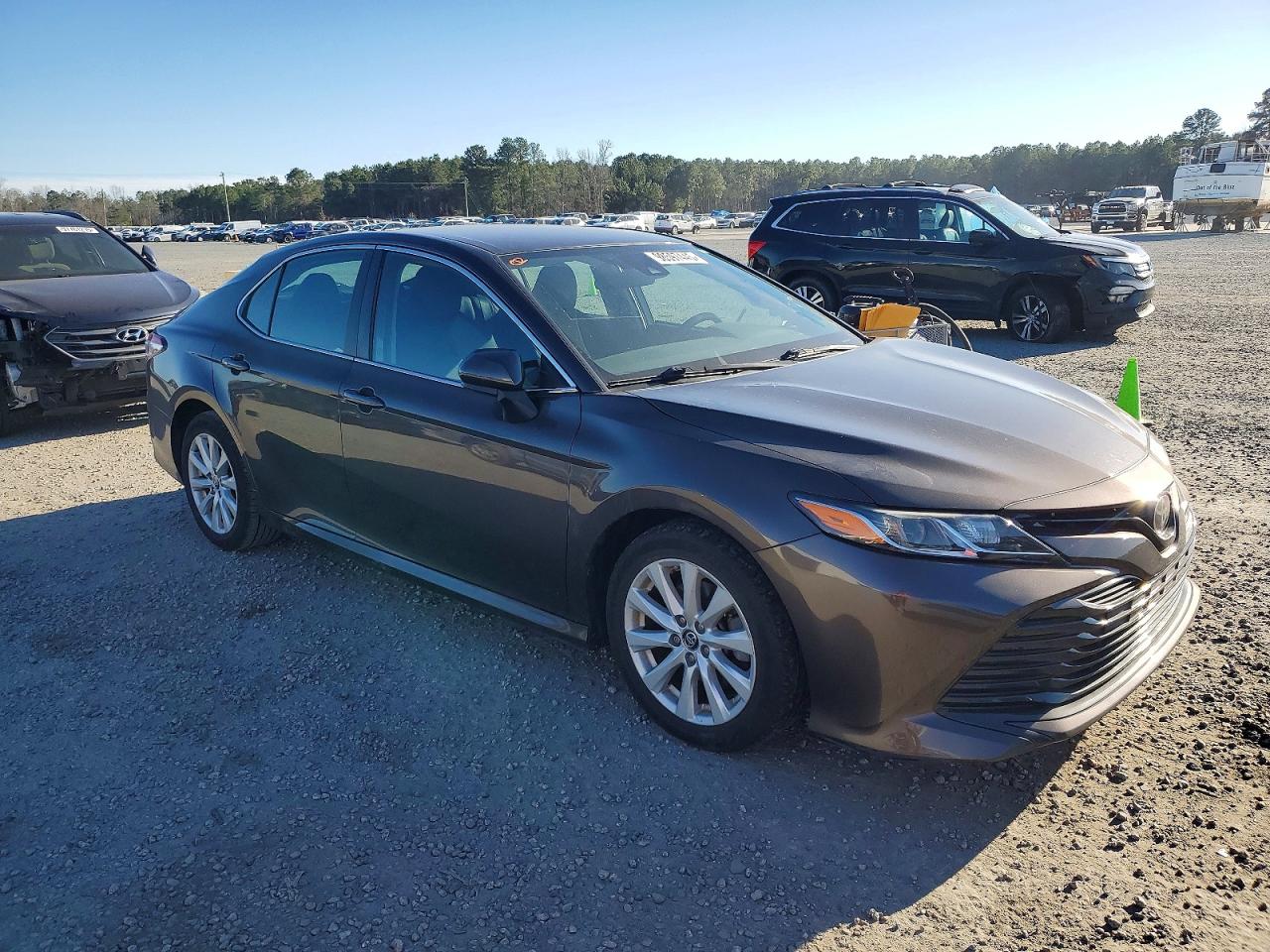 2019 TOYOTA CAMRY L photo 4