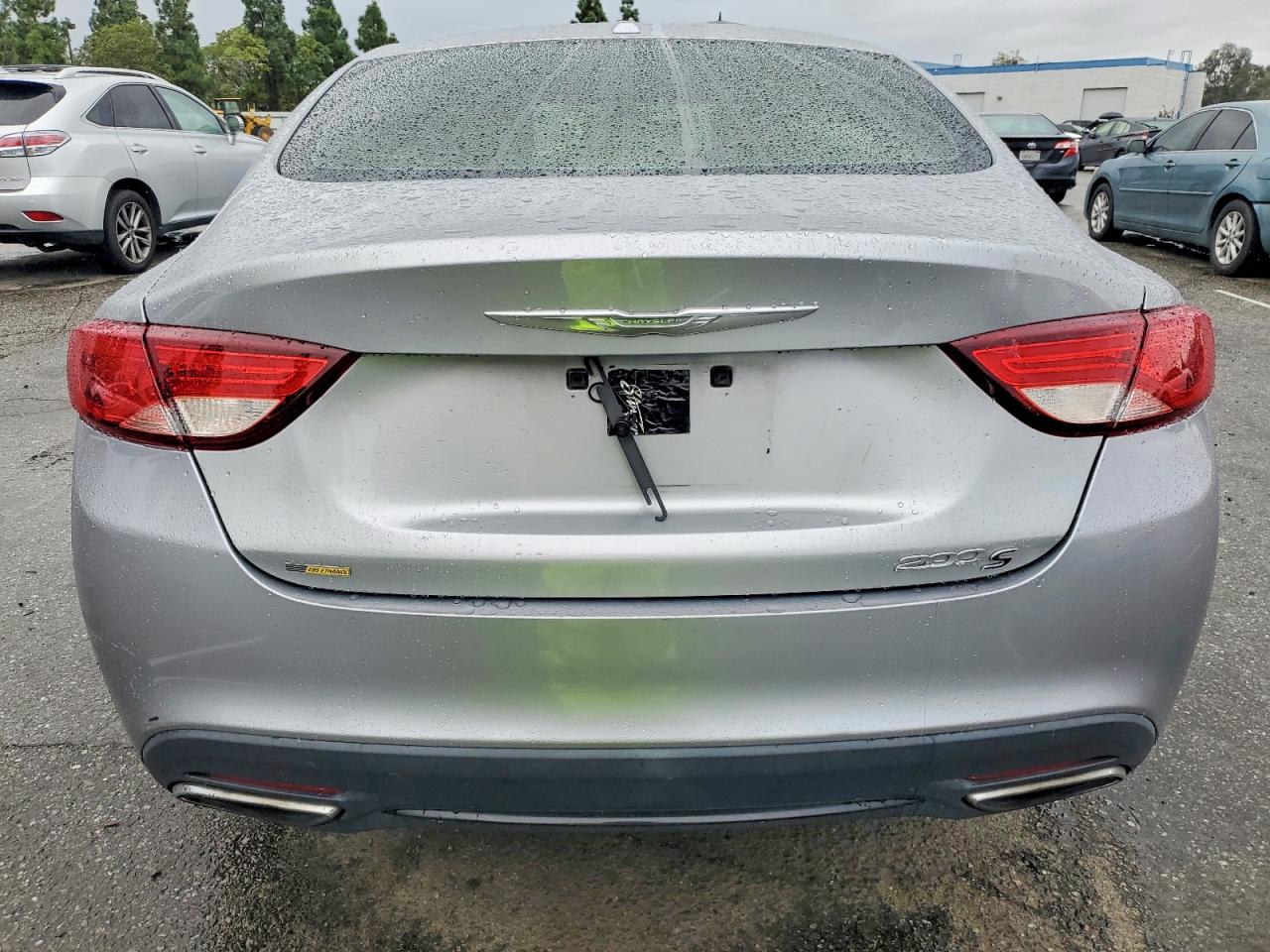 2015 CHRYSLER 200 S photo 6