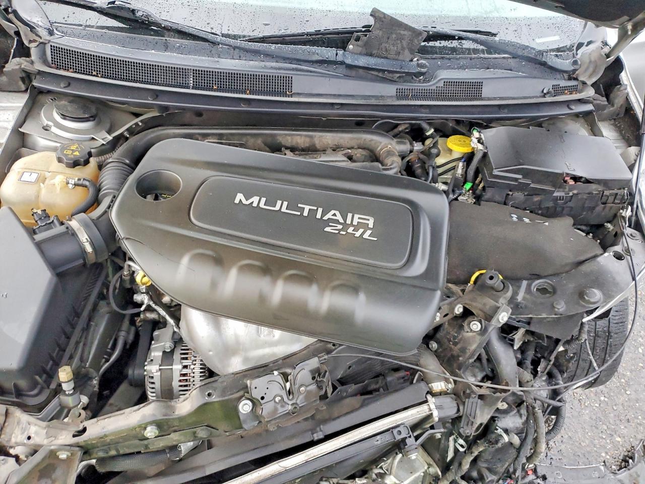 2015 CHRYSLER 200 S photo 11