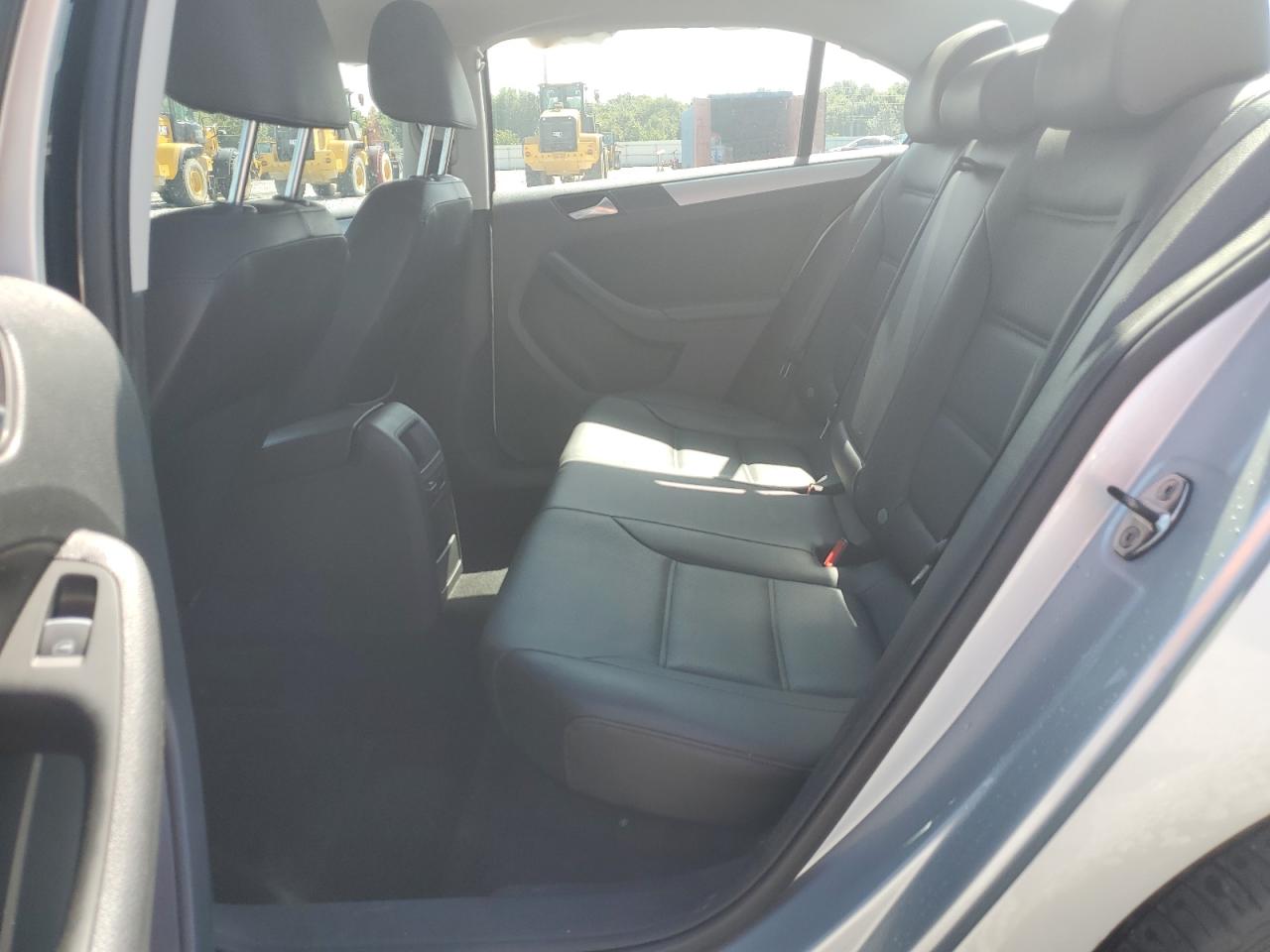 2013 VOLKSWAGEN JETTA SE photo 10