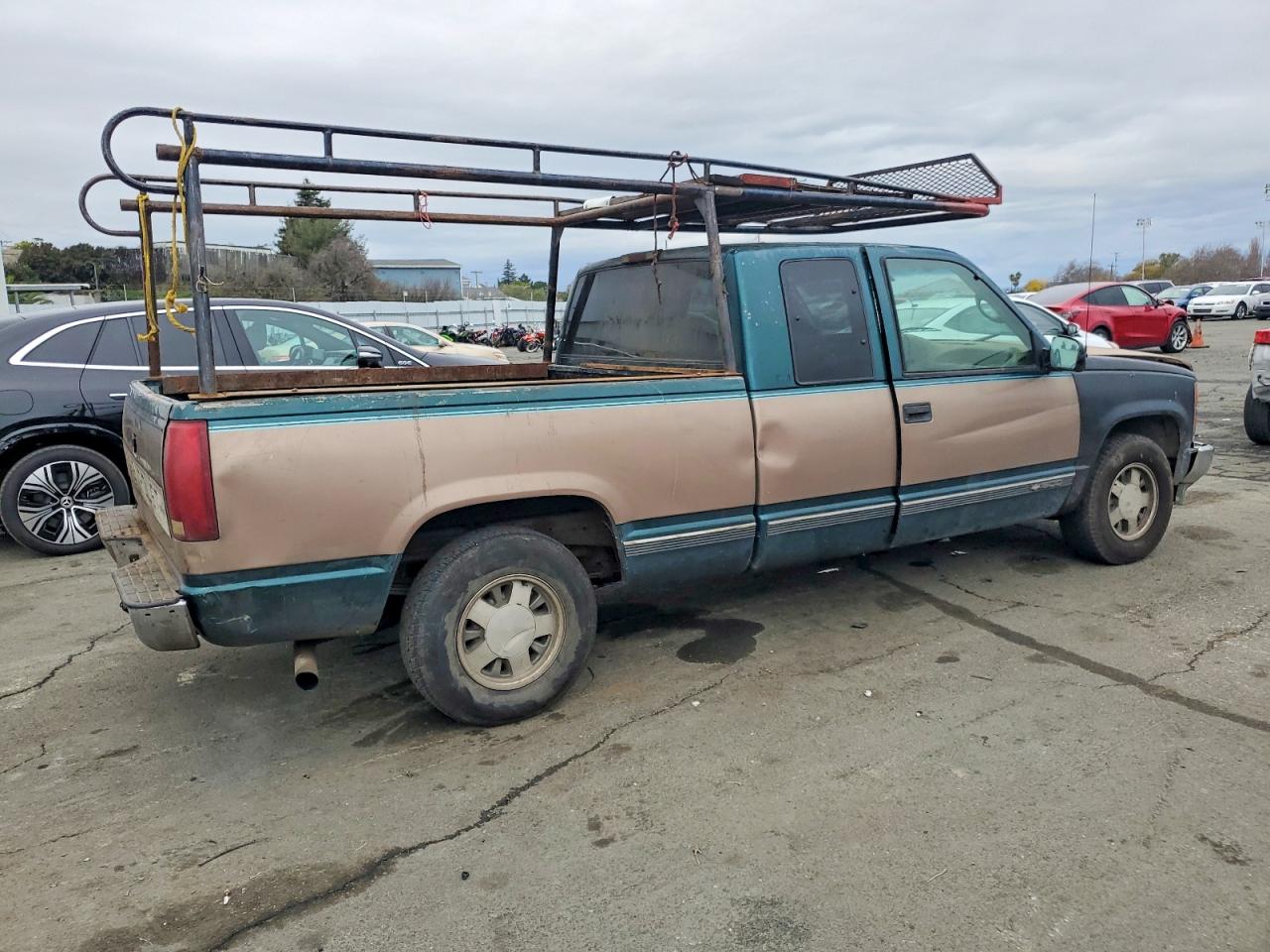 1996 CHEVROLET GMT-400 C1500 photo 3