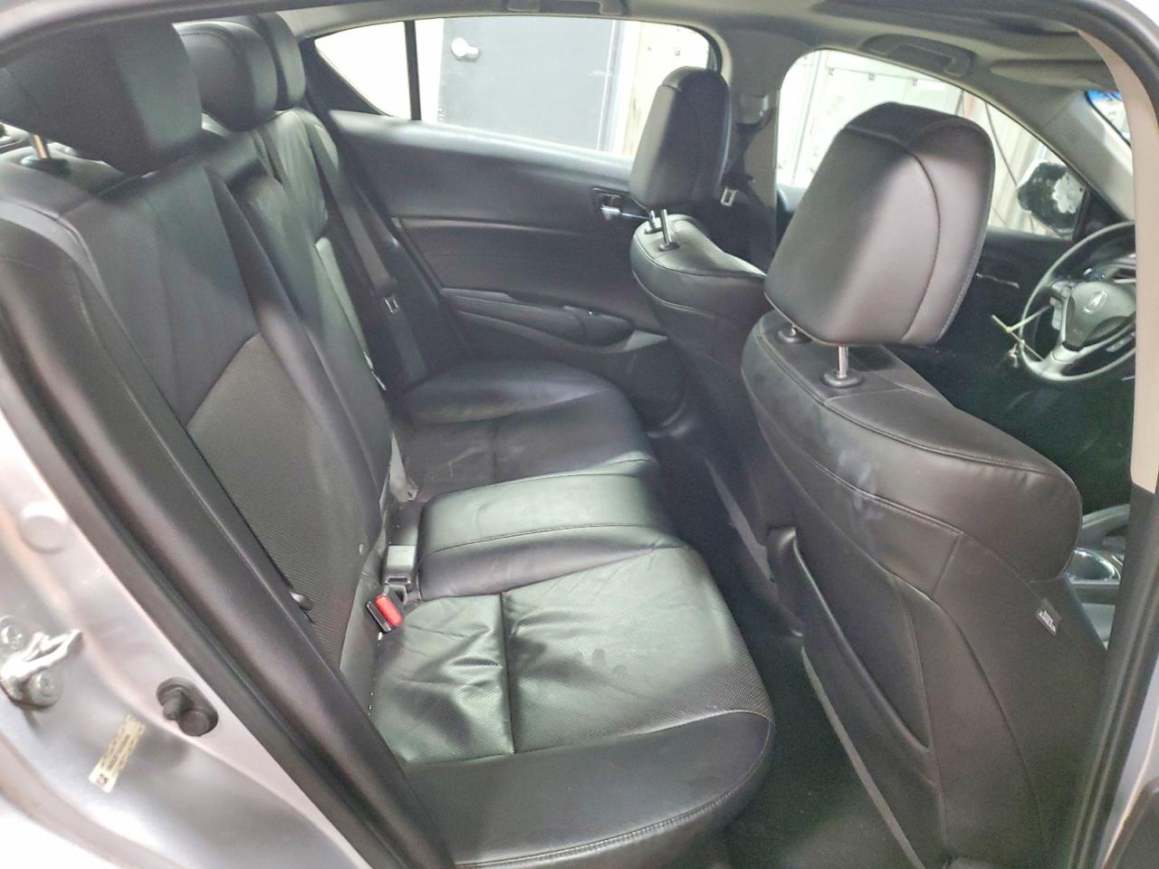 2013 ACURA ILX HYBRID TECH photo 10