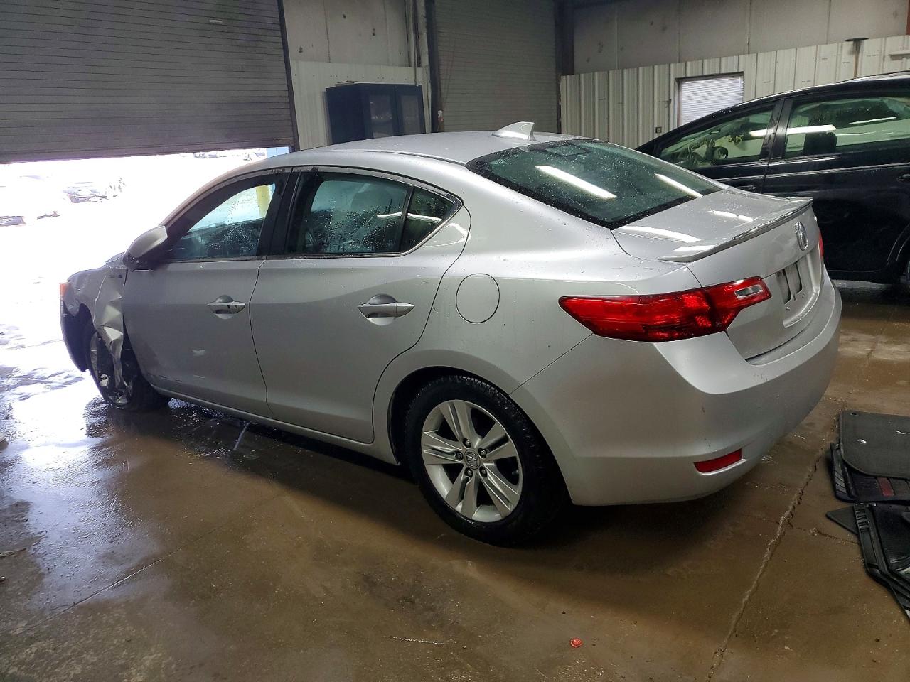 2013 ACURA ILX HYBRID TECH photo 2