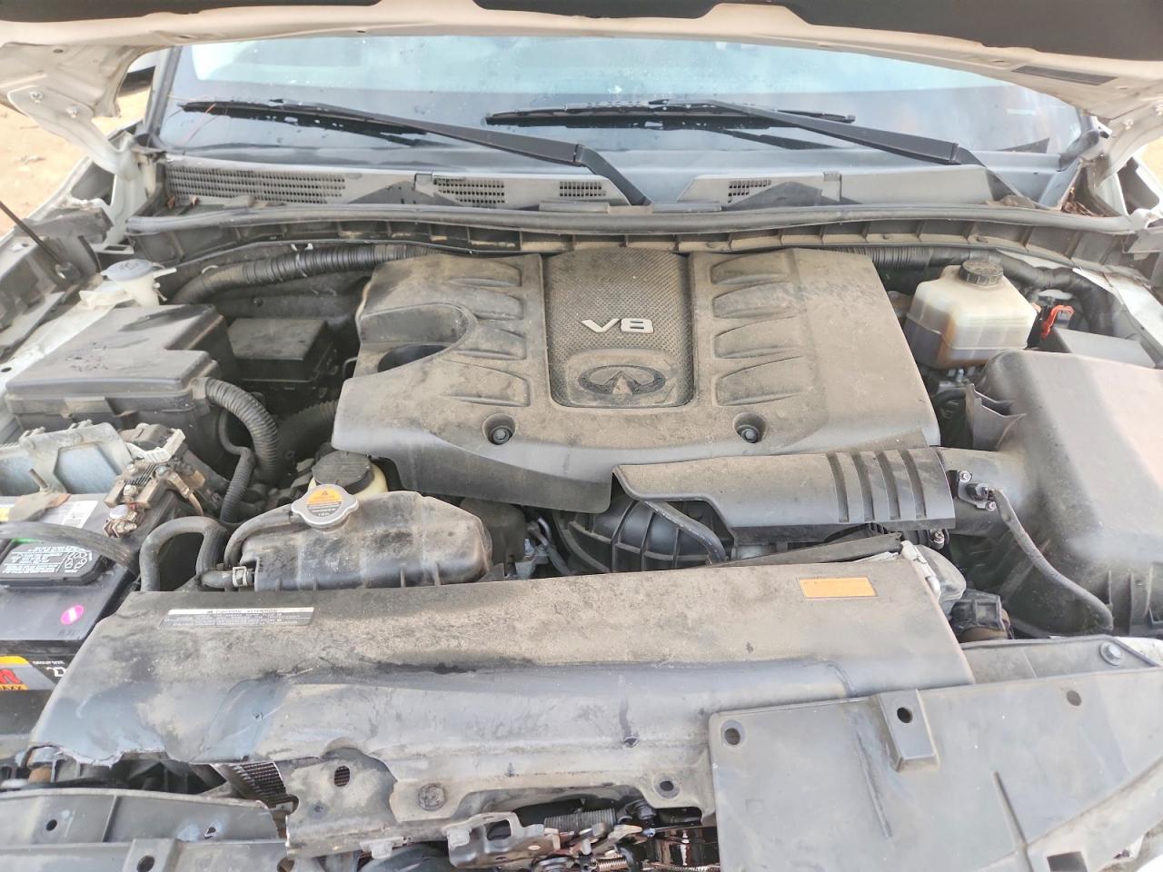2011 INFINITI QX56 photo 12