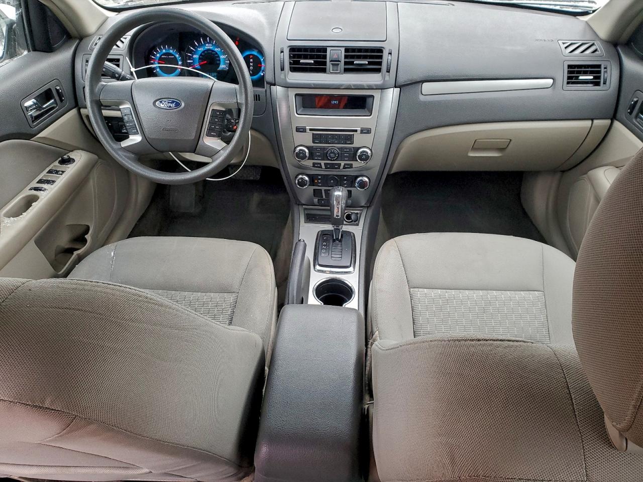 2010 FORD FUSION SE photo 22