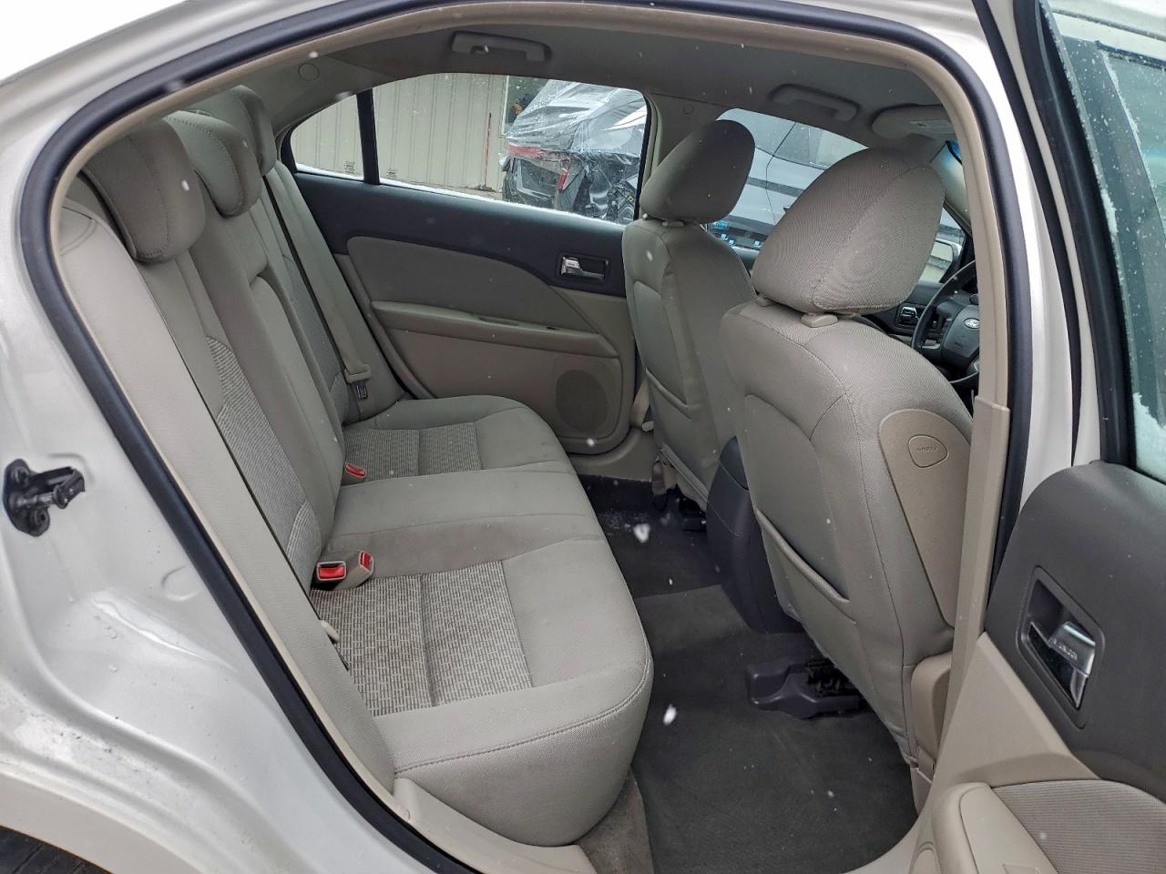 2010 FORD FUSION SE photo 28