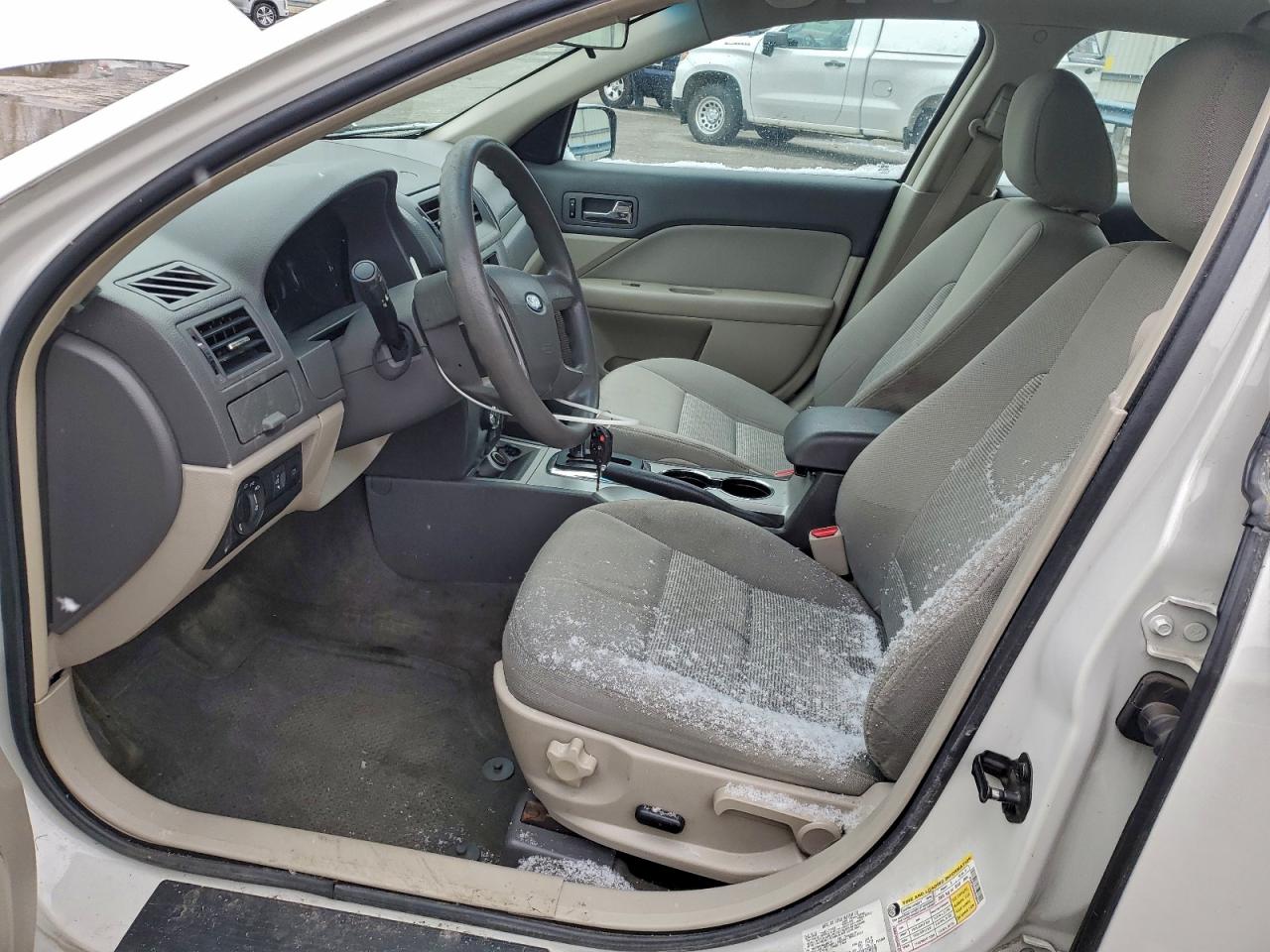 2010 FORD FUSION SE photo 19