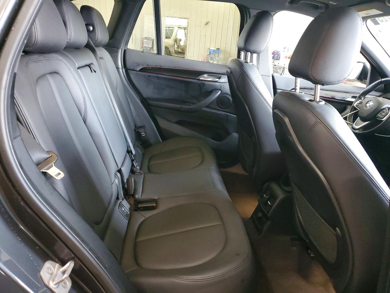 2016 BMW X1 XDRIVE28I photo 11