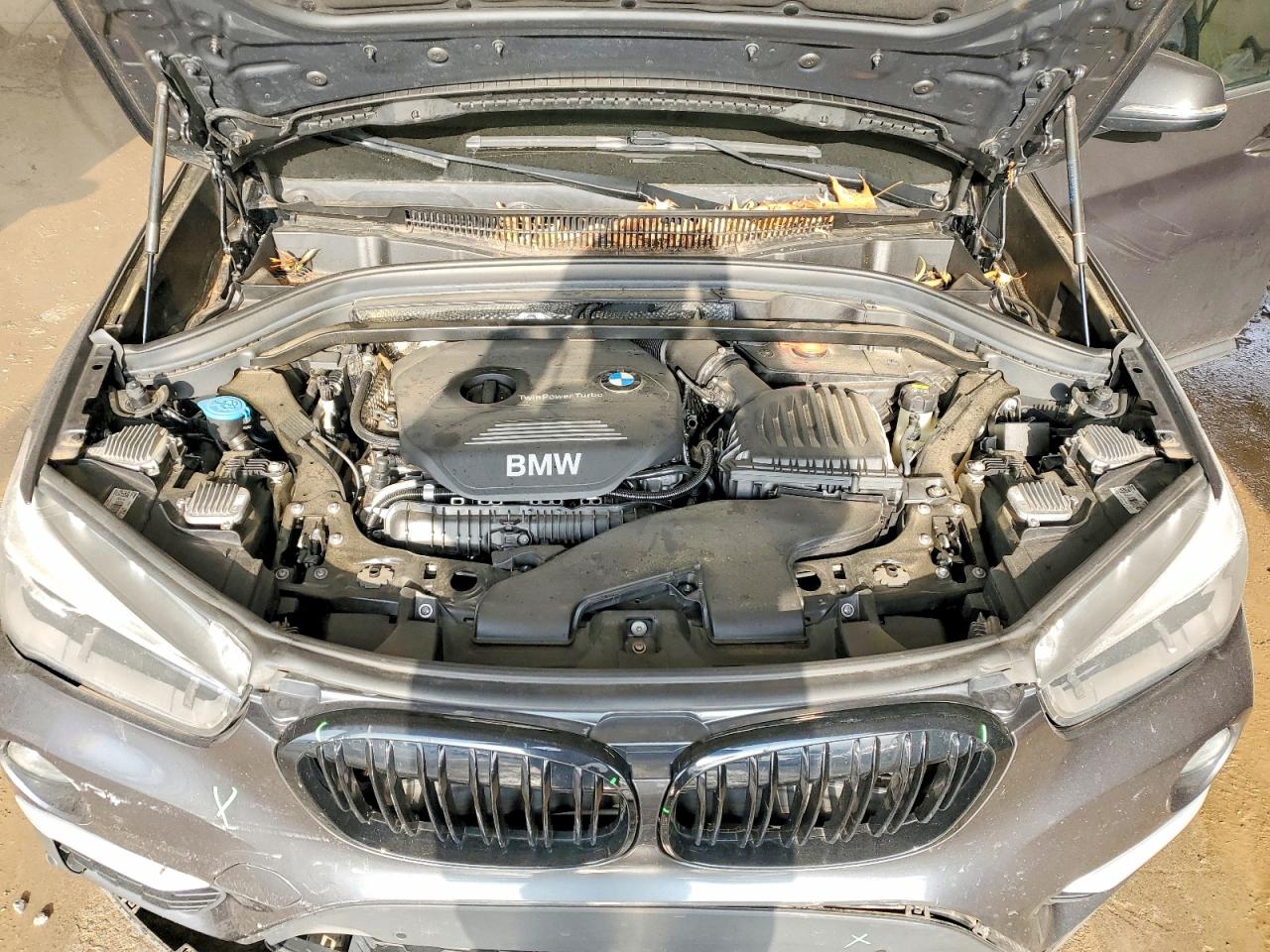 2016 BMW X1 XDRIVE28I photo 12