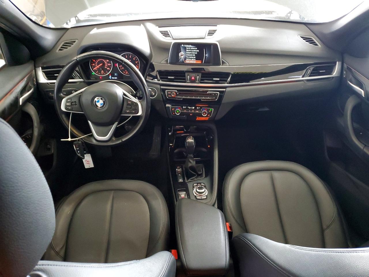 2016 BMW X1 XDRIVE28I photo 8