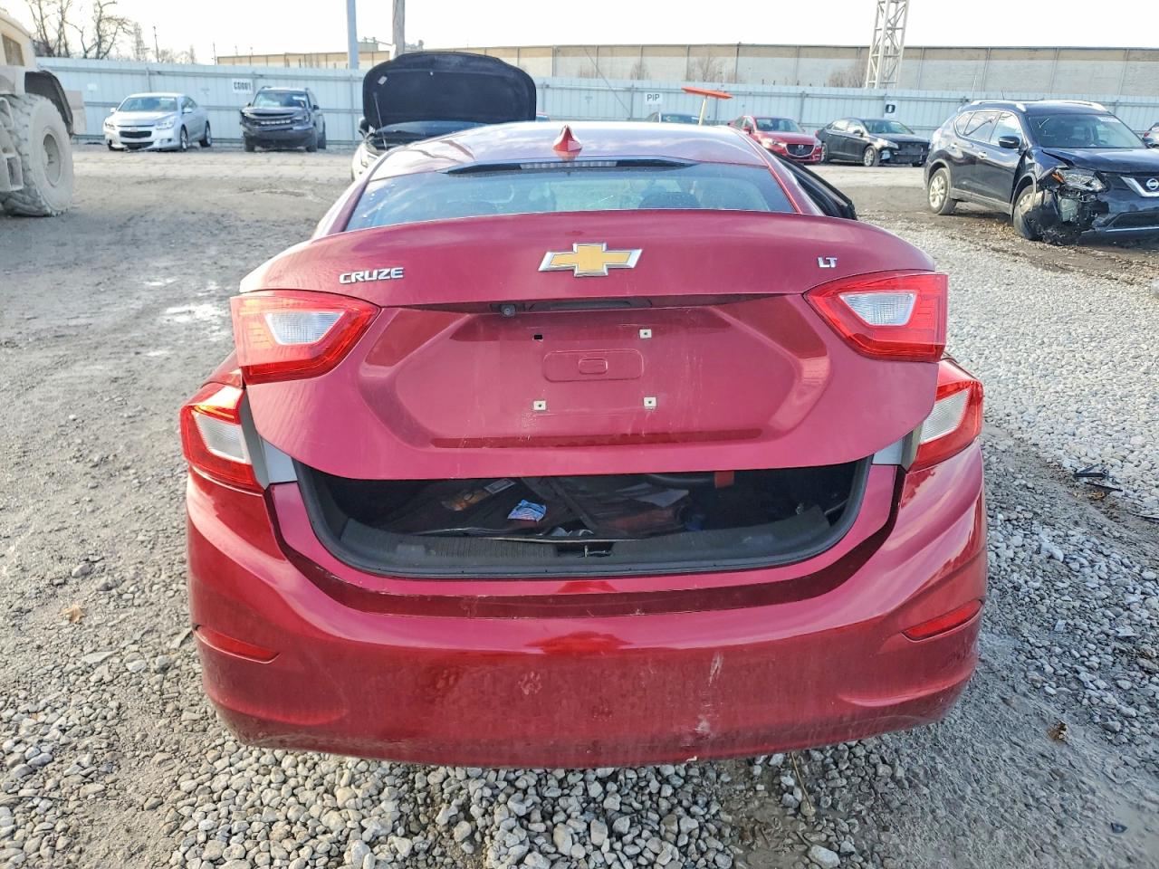 2017 CHEVROLET CRUZE LT photo 6