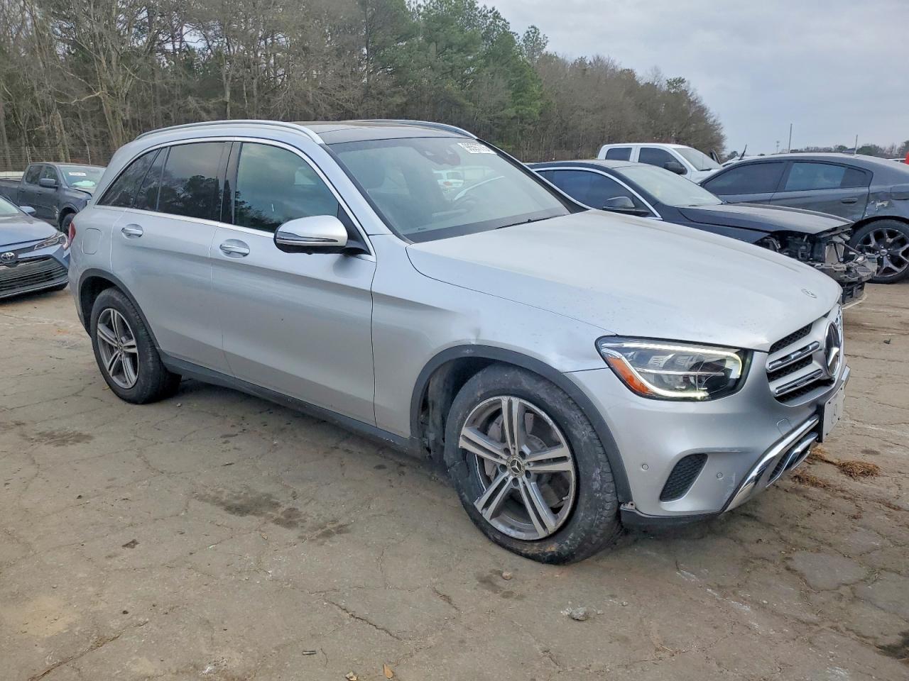 2020 MERCEDES-BENZ GLC 300 4MATIC photo 4