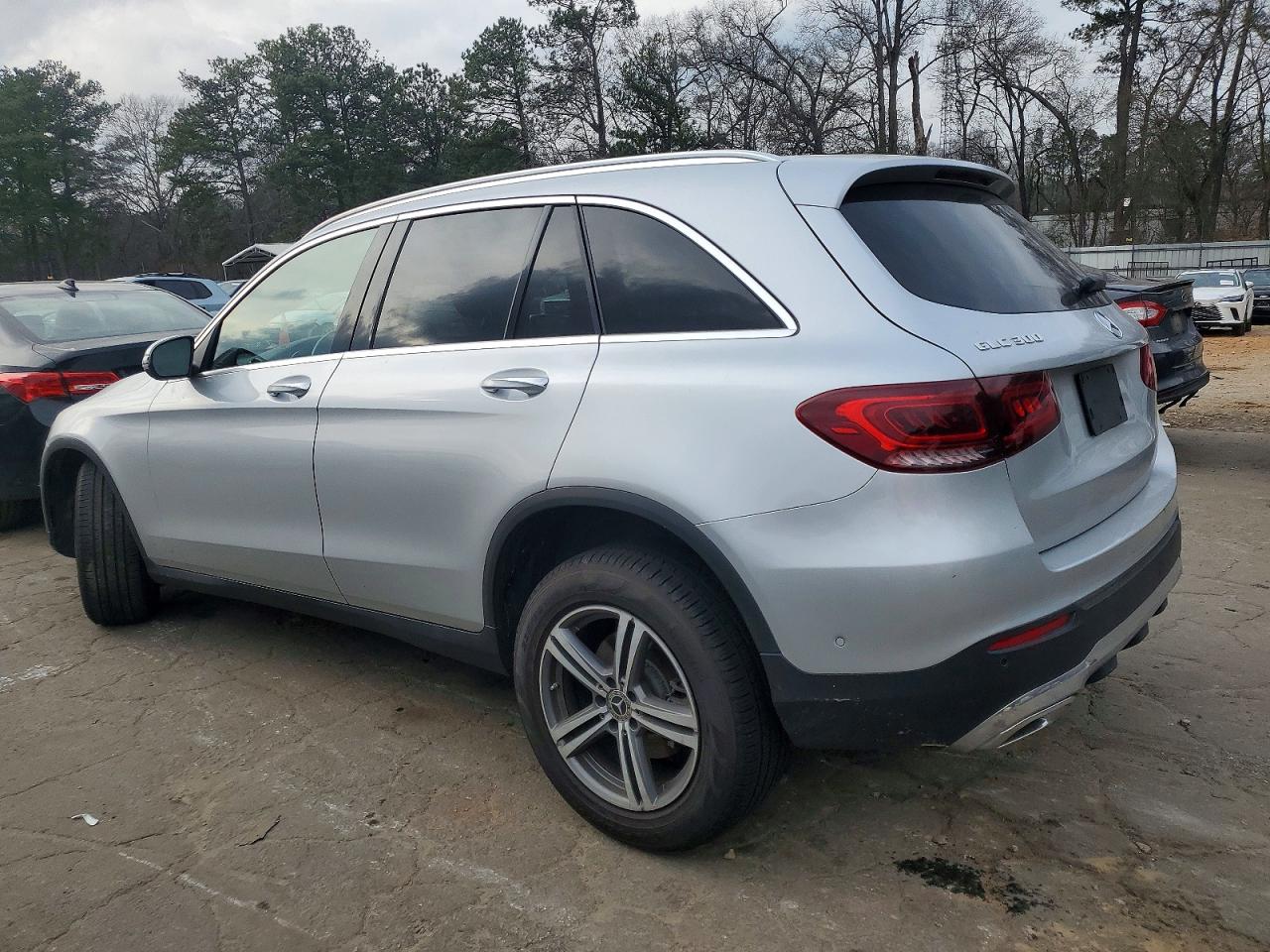 2020 MERCEDES-BENZ GLC 300 4MATIC photo 2